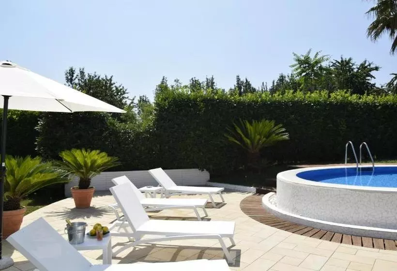 Aamiaismajoitus (B&B) Villa Soraya
