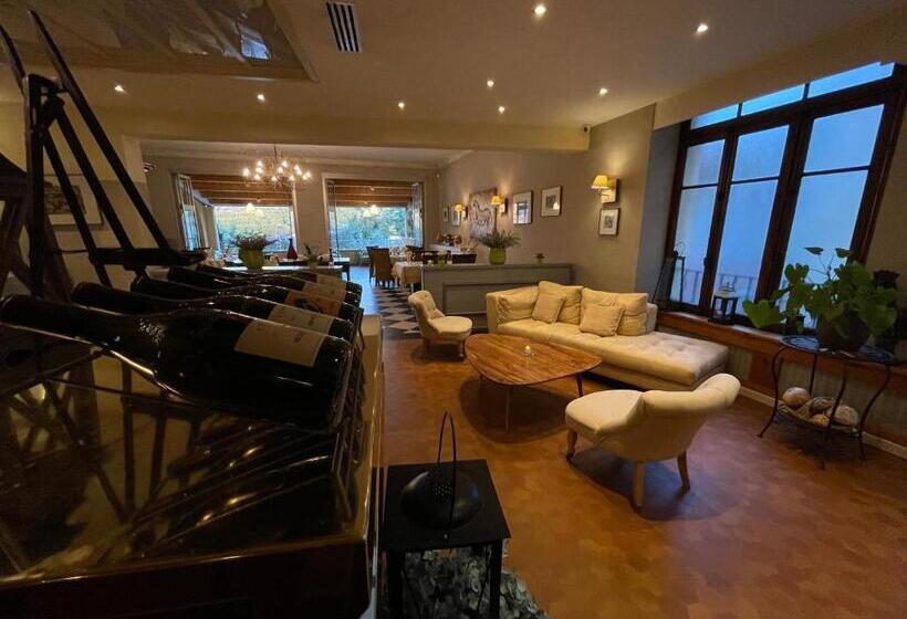 בית מלון כפרי Berneron