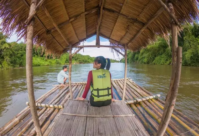 Hotelli Binlha Raft Resort