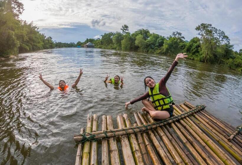 Hotel Binlha Raft Resort