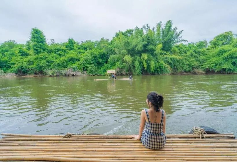 Hotelli Binlha Raft Resort