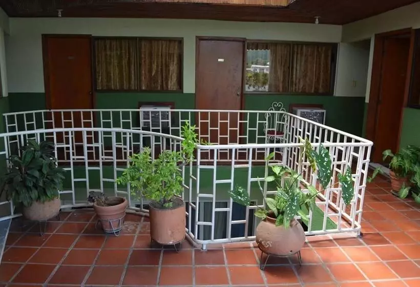 Hotelli Elimar