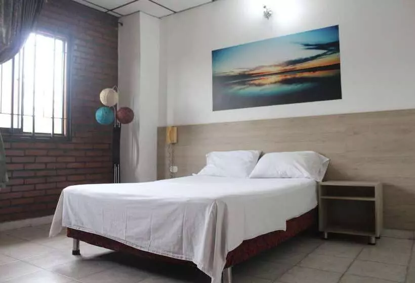 Hotelli Elimar