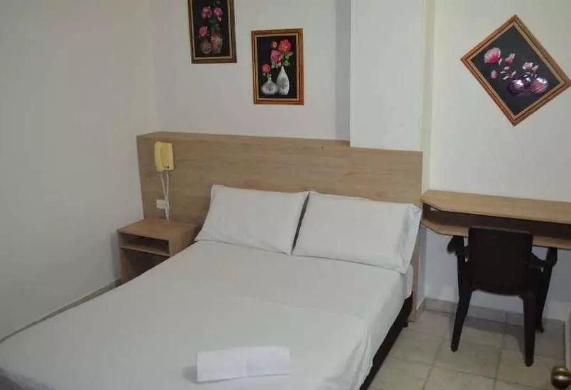 Hotelli Elimar