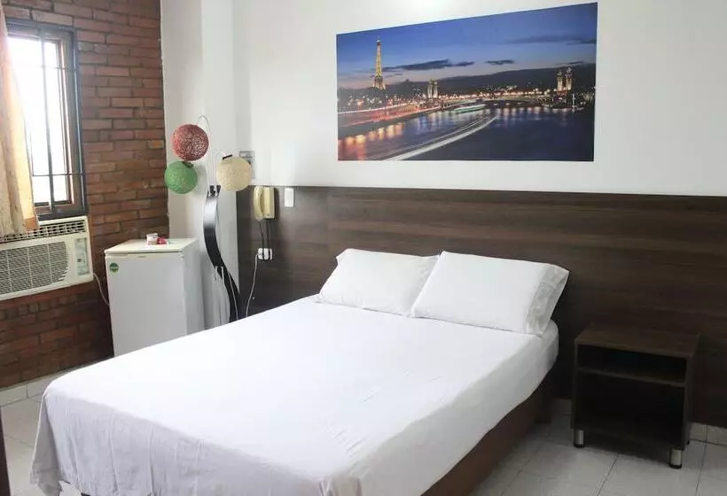 Hotelli Elimar