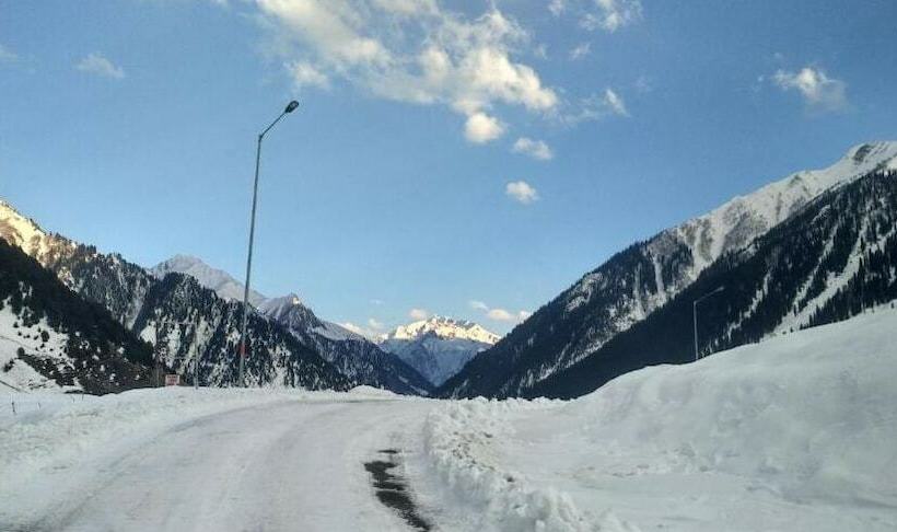 酒店 Glacier Heights