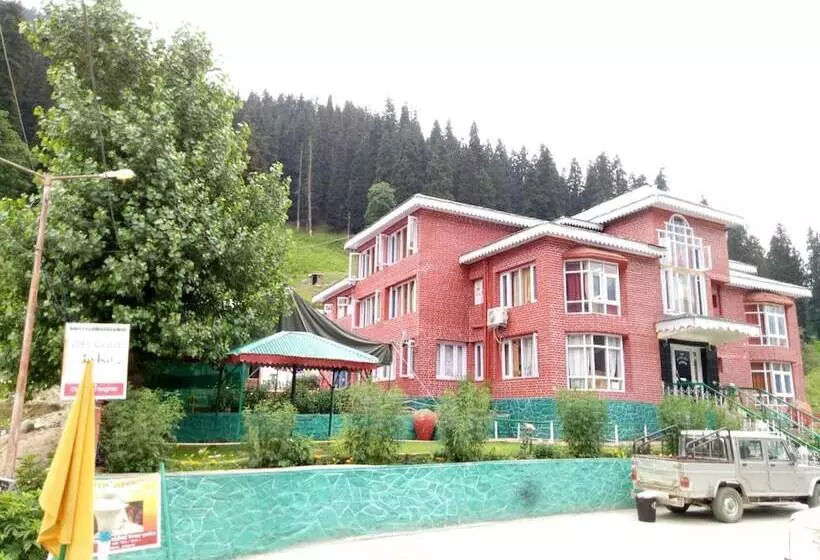 Hotel Glacier Heights