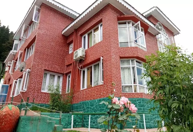 Hotel Glacier Heights