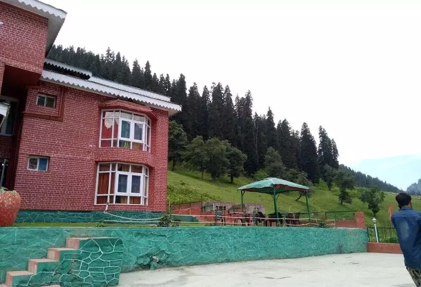 Hotel Glacier Heights