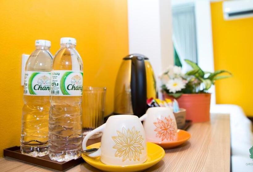 בית מלון כפרי Green@buriram