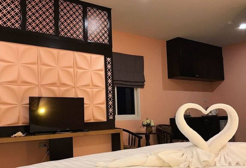 هتل Phuket Chinoinn Shaplus Certified