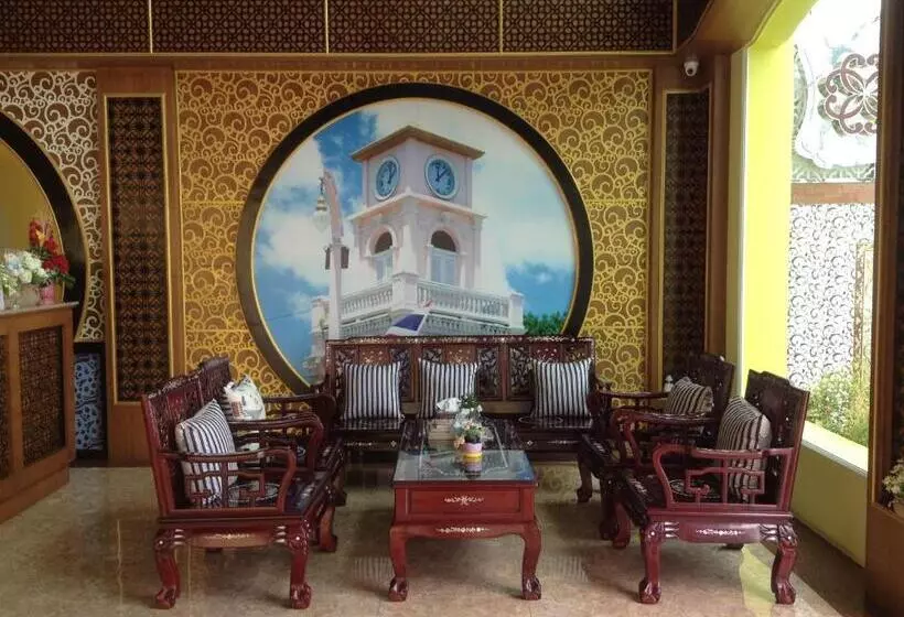 هتل Phuket Chinoinn Shaplus Certified
