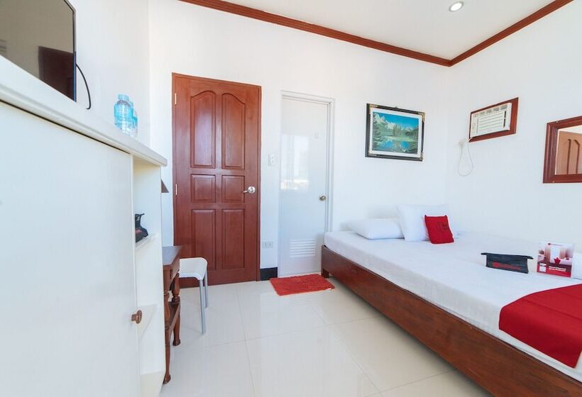 فندق Reddoorz Premium Near Museo De Baler