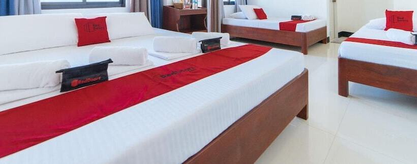 فندق Reddoorz Premium Near Museo De Baler