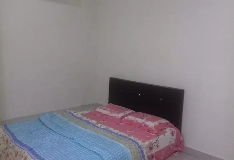 Motelli Sitiyam Homestay Seri Kembangan