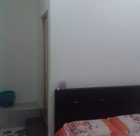 Motelli Sitiyam Homestay Seri Kembangan