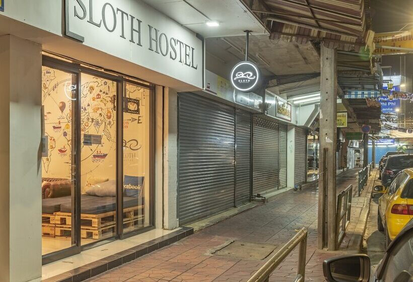 Sloth Hostel Khaosan