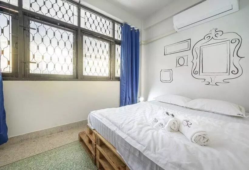 Sloth Hostel Khaosan