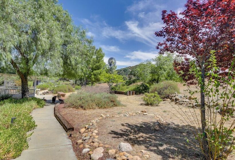 Alpine Log Cabin On 27 Acres W/ Hiking Trails!