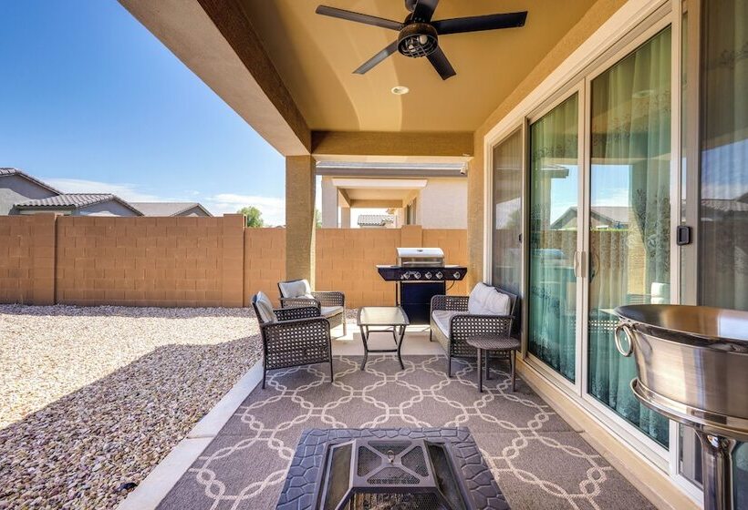 Central Casa Grande Home In Quiet Neighborhood