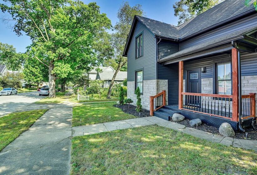 Charming South Bend Home Near Notre Dame!