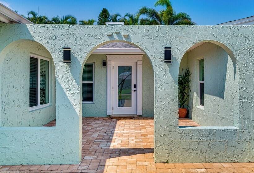 Cocoa Beach Home W/ Private Pool ~ 1/2 Mi To Beach