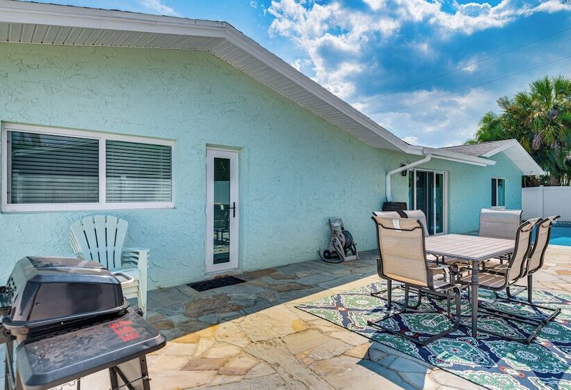 Cocoa Beach Home W/ Private Pool ~ 1/2 Mi To Beach