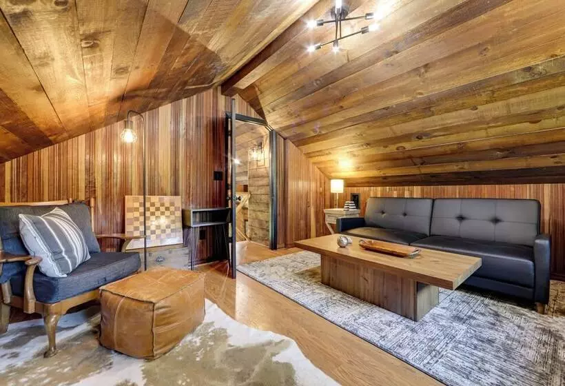 Dreamy Penrose Cabin W/ Panoramic Mountain Views