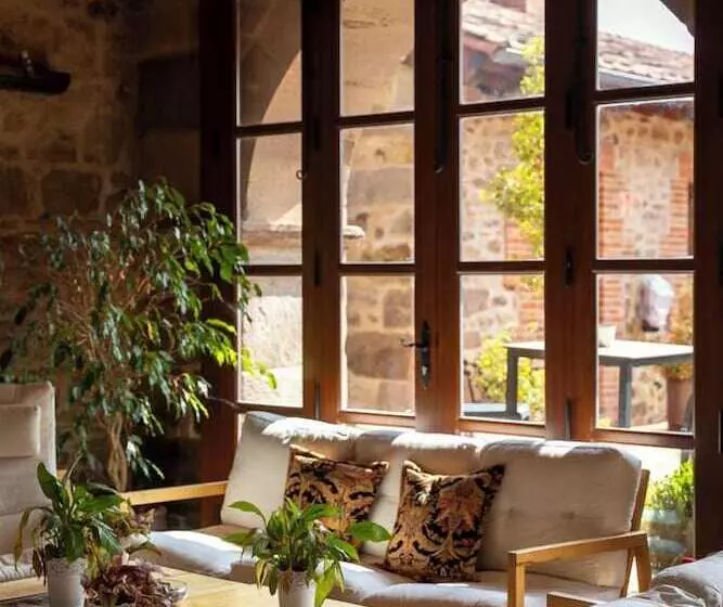 La Casona De Las Meninas