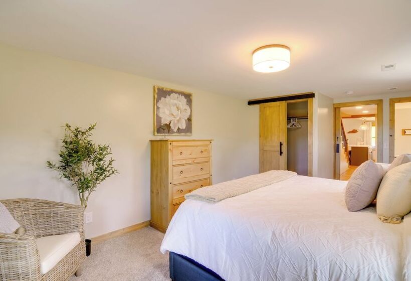 Modern Burkesville Home: 2 Mi To Dale Hollow Lake!