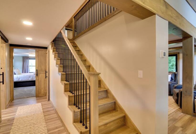 Modern Burkesville Home: 2 Mi To Dale Hollow Lake!