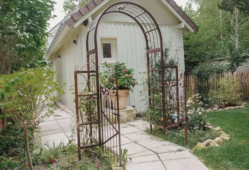 پانسیون Nouveau Au Coeur De L Isle Adam   Le Clos De L Isle