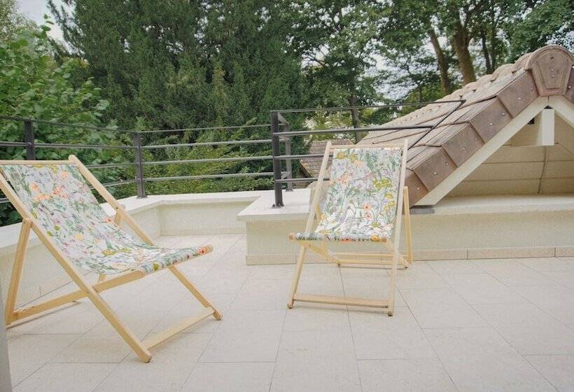 Pension Nouveau Au Coeur De L Isle Adam   Le Clos De L Isle