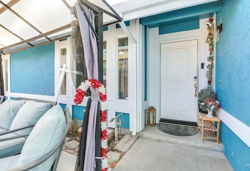 Sacramento Home W/ Pool Near Dtwn: Pets Welcome!