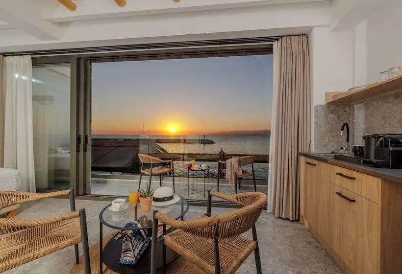 Soho Seafront Suites