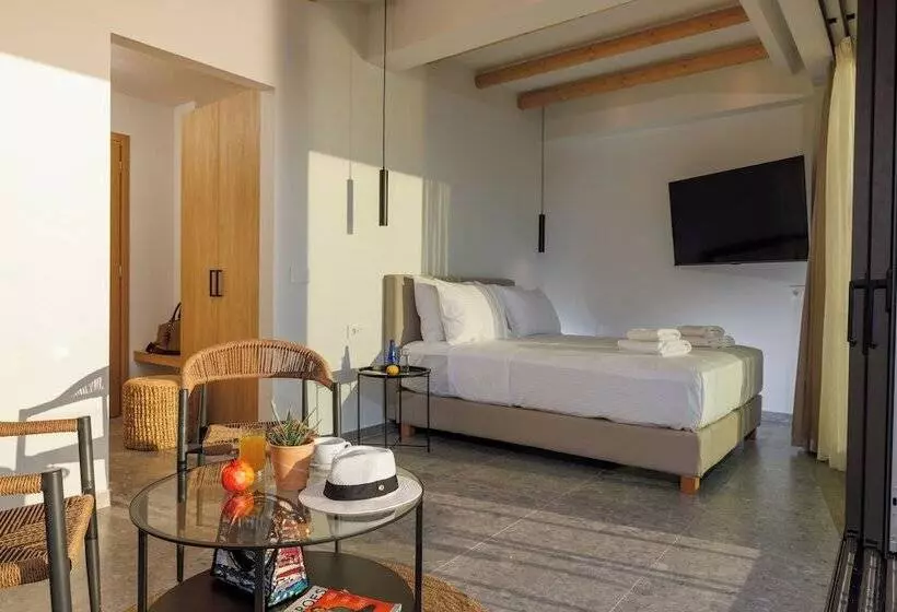 Soho Seafront Suites