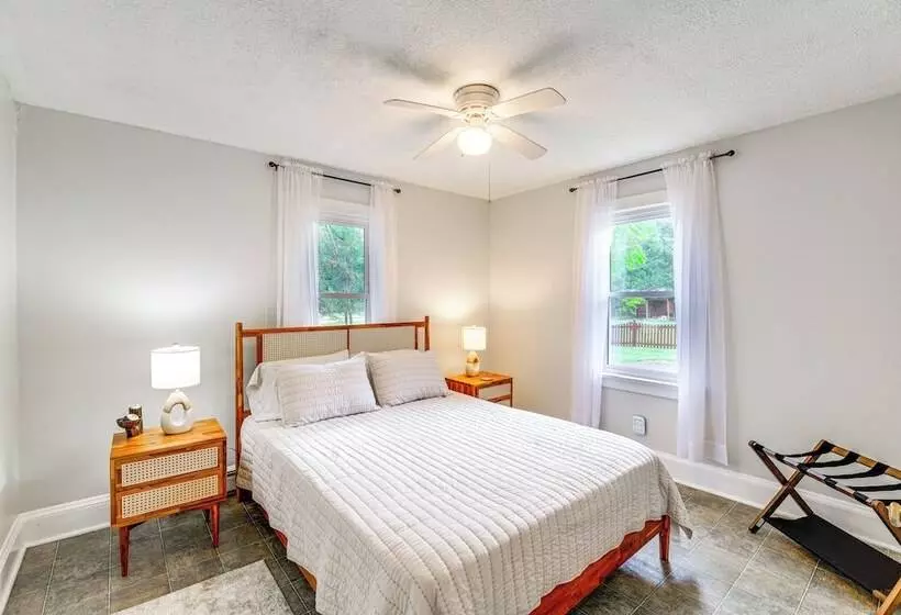 Updated Damascus Cottage On Appalachian Trail!