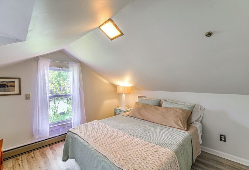 Updated Damascus Cottage On Appalachian Trail!