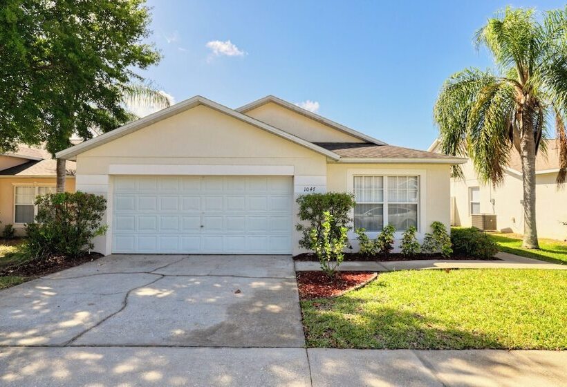 Arler House Amazing 4 Bed 3 Bath Private Pool