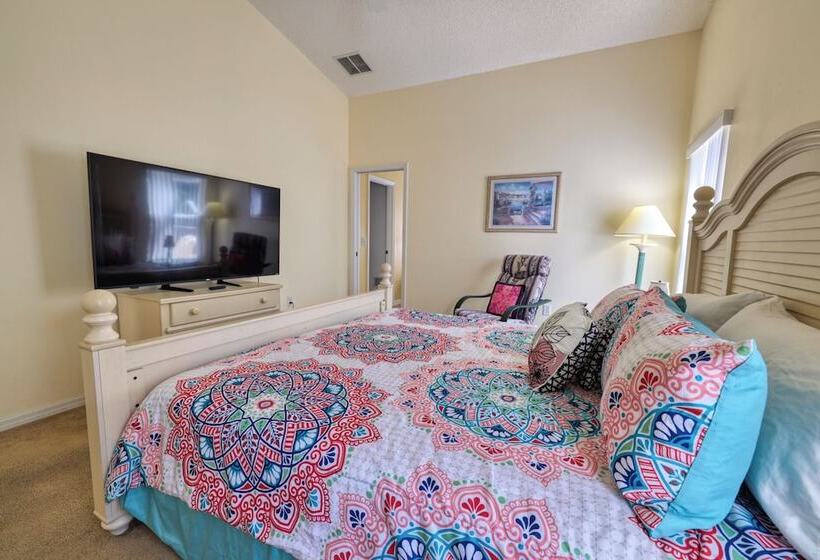 Arler House Amazing 4 Bed 3 Bath Private Pool