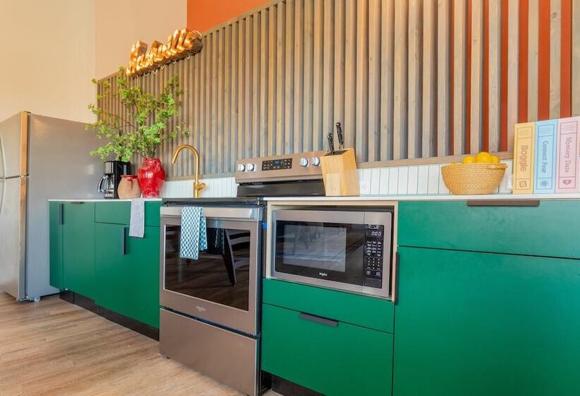 Conway Professionally Managed Buyout In Dt Nash