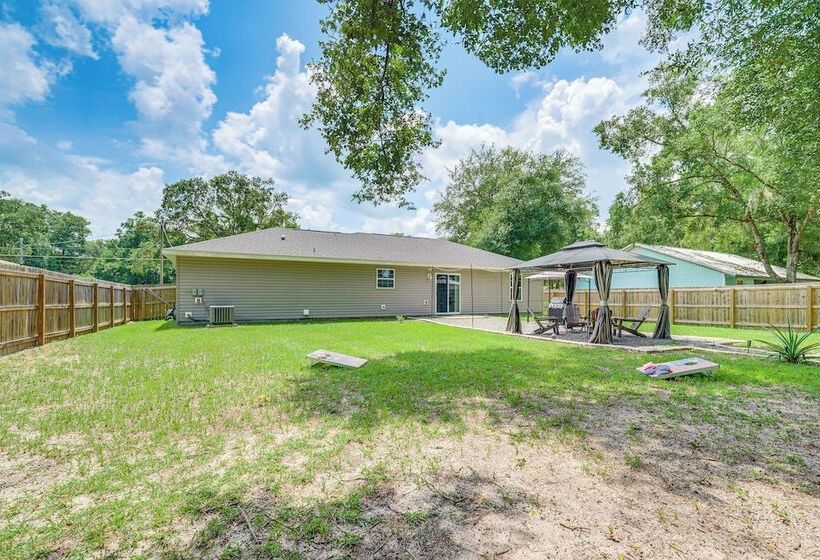 Walk To Rainbow River: Dunnellon Retreat