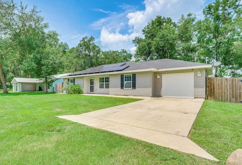 Walk To Rainbow River: Dunnellon Retreat