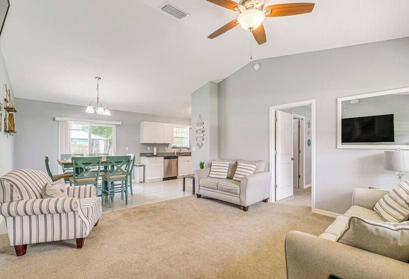 Walk To Rainbow River: Dunnellon Retreat