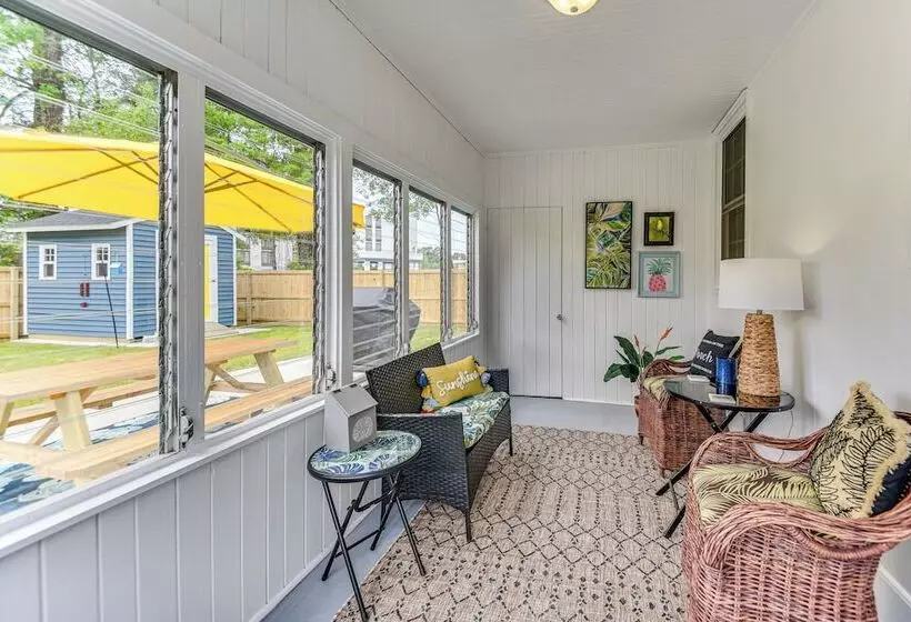 Elizabeth City Abode W/ Fenced Yard, Near Downtown