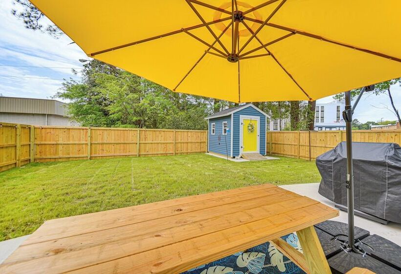 Elizabeth City Abode W/ Fenced Yard, Near Downtown