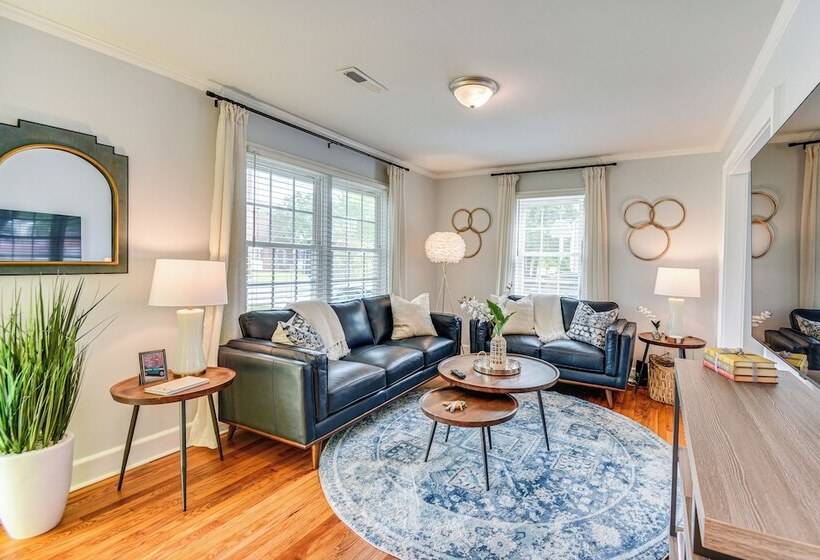 Elizabeth City Abode W/ Fenced Yard, Near Downtown