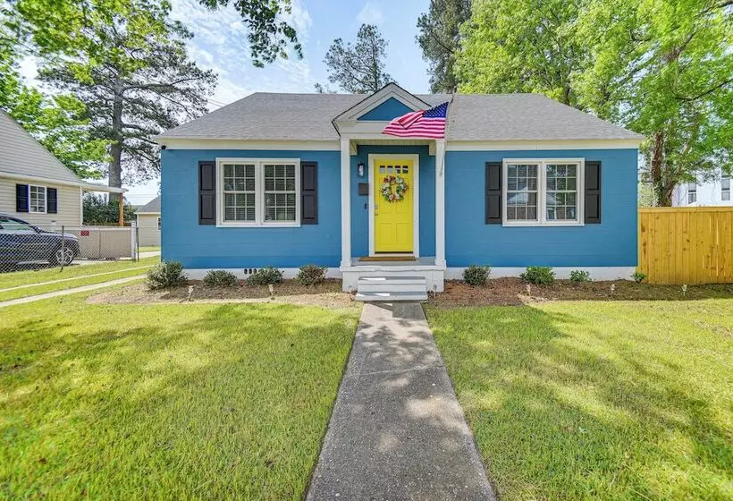 Elizabeth City Abode W/ Fenced Yard, Near Downtown