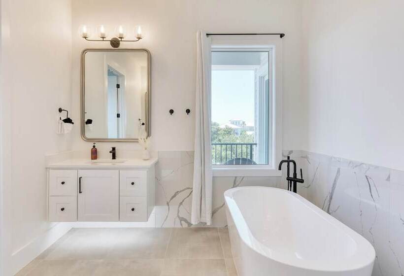 Emerald Evening By Avantstay 9bdr, Walk To Beach