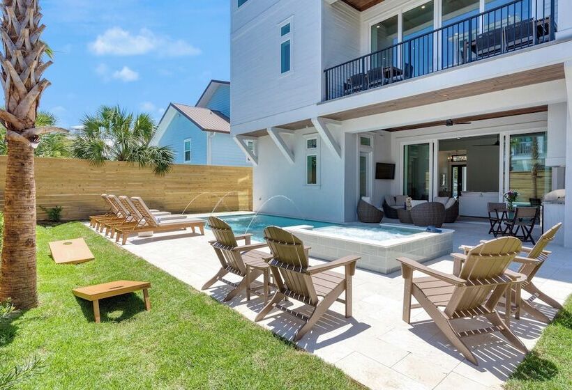 Emerald Evening By Avantstay 9bdr, Walk To Beach